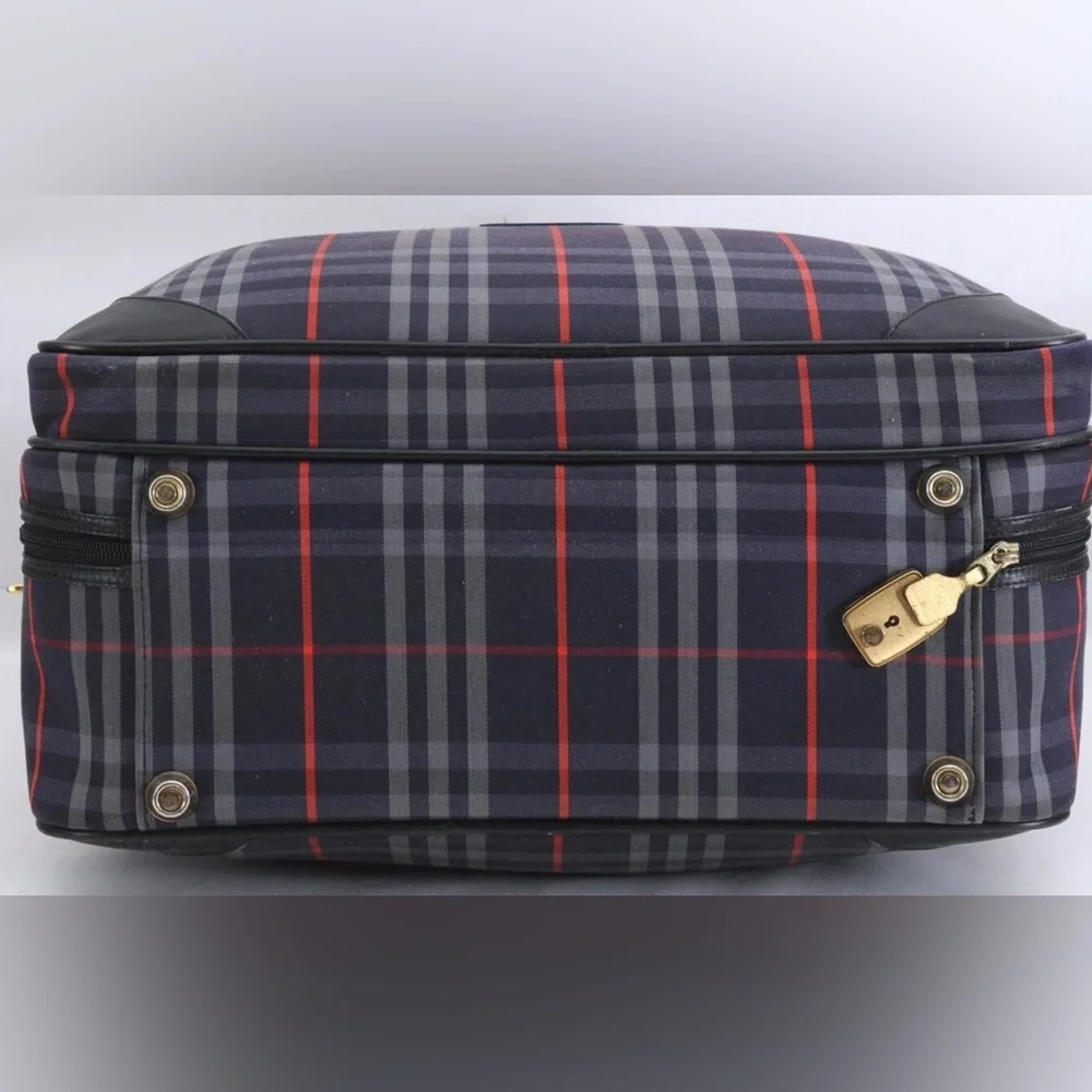 Burberry Travel Bags - Picture 16 of 16
